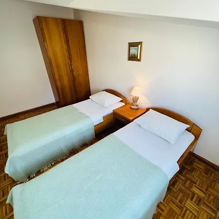 Marina Ciovo Apartamento